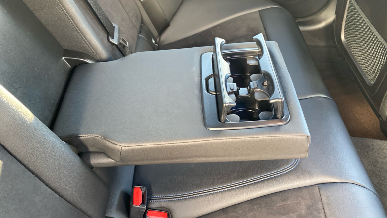 BMW 3 Series 330e xDrive M Sport 4dr Step Auto Saloon